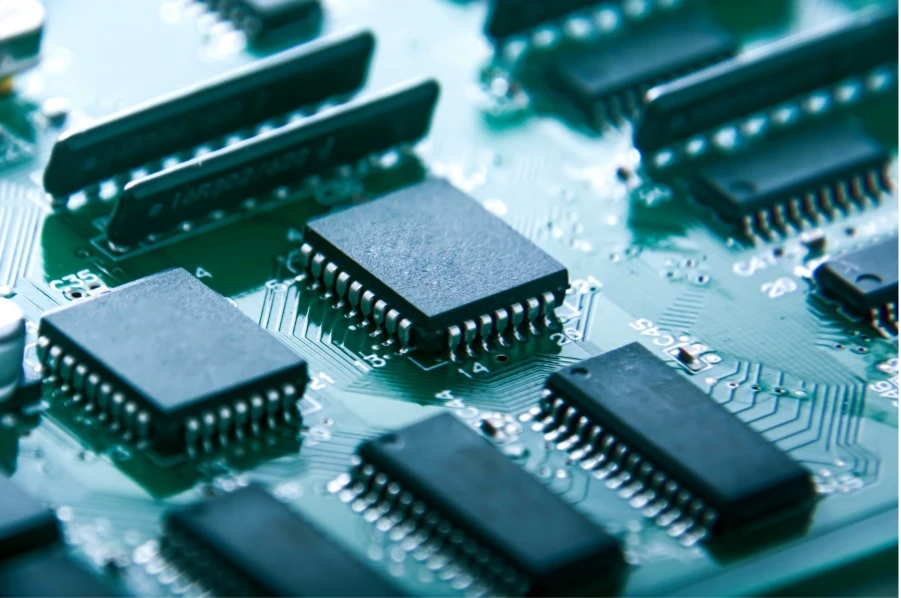 半導体株の株価はメモリ価格の上昇を反映