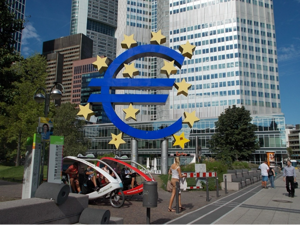 ユーロ円はユーロドルとドル円の合成通貨